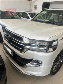 تويوتا لاندكروزر